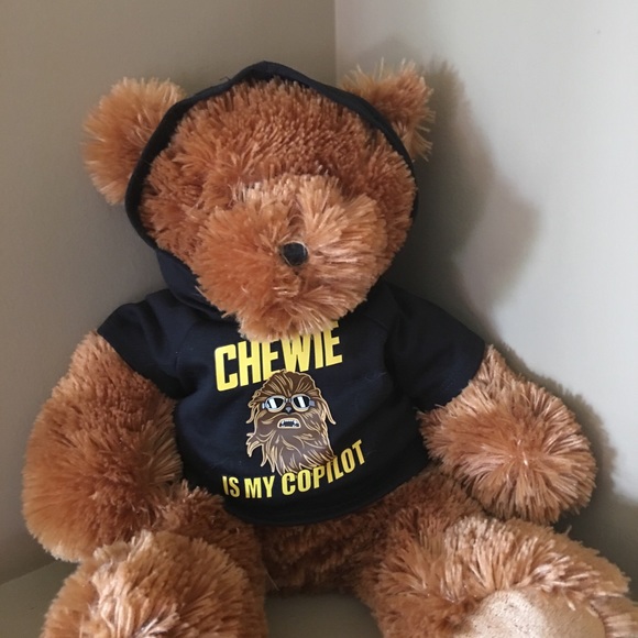 Meet your Posh Ambassador, Jennifer - Picture 8 of 13